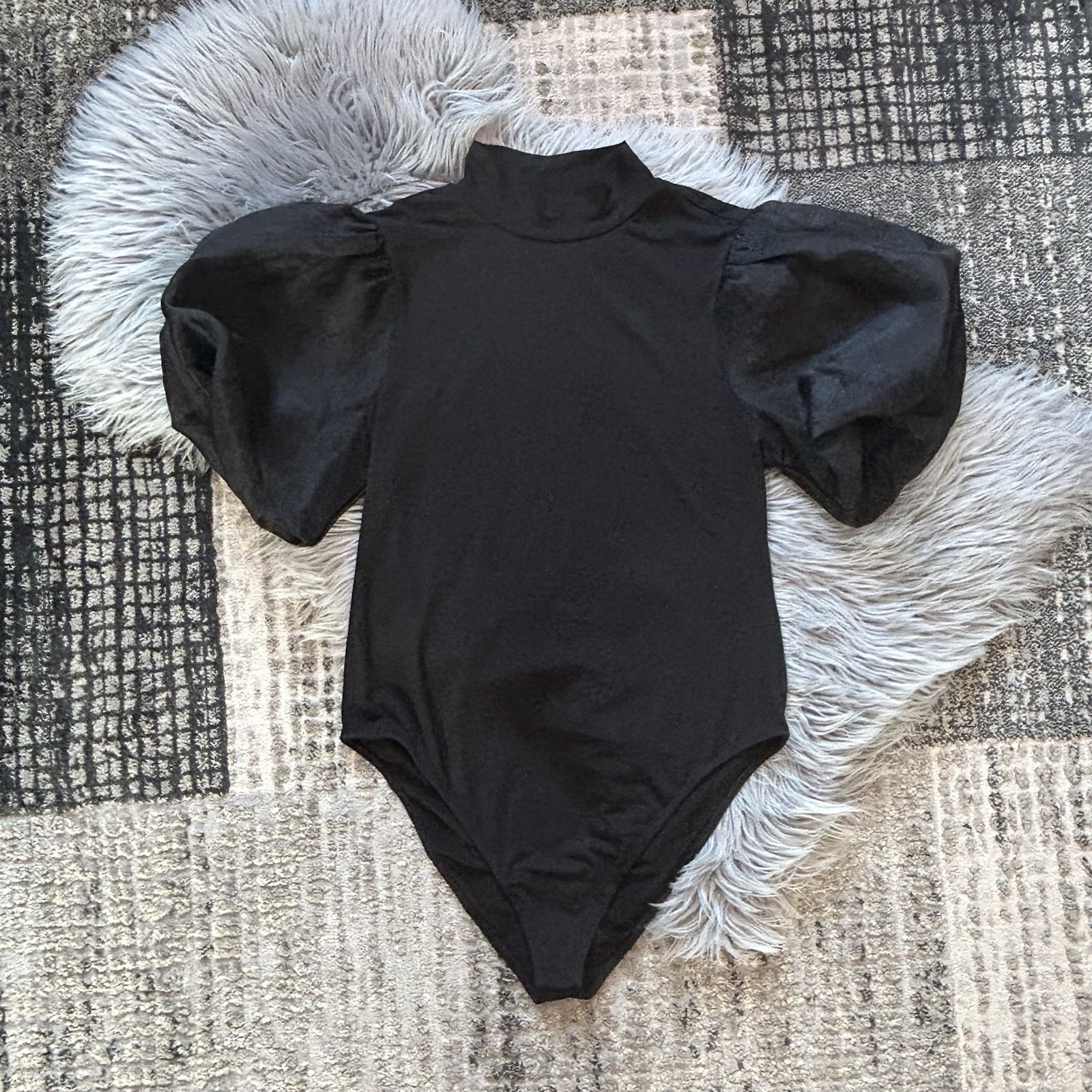 Antonio Melani Savannah Matte Jersey Mock Neck Bubble Ss Bodysuit Size Large $89